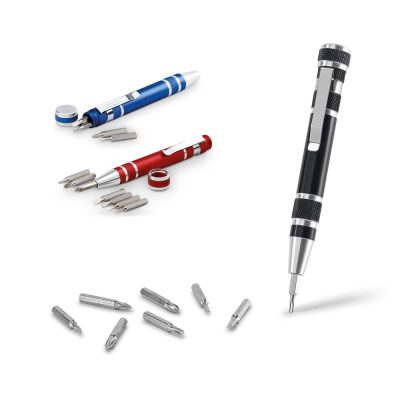 Set of screwdrivers with interchangeable bits