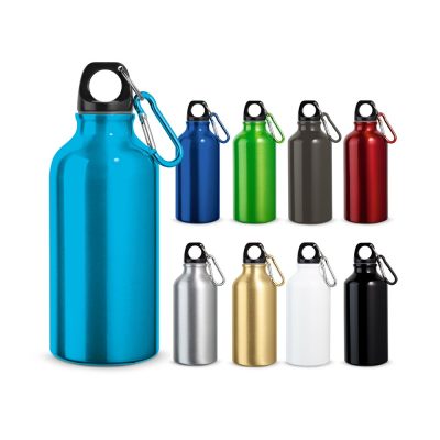 Coloured metal water bottles with carabiners.
